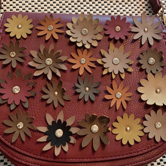 Handbag - Picture 3 of 10